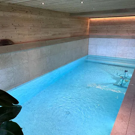 La Petite Ourse Nocleg ze śniadaniem