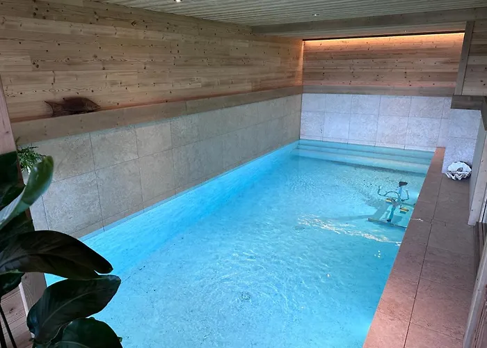 Chalet La Petite Ourse Bed & Breakfast